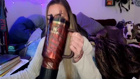 Snapshot of mindymars chatting on 01-09-25, 05:11 Mindy Mars online show from 01-09-25, 05:11