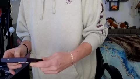 Snapshot of mindymars chatting on 10-31-25, 03:57 Mindy Mars online show from 10-31-25, 03:57