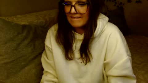 Mindy online show from 04-11-26, 09:57