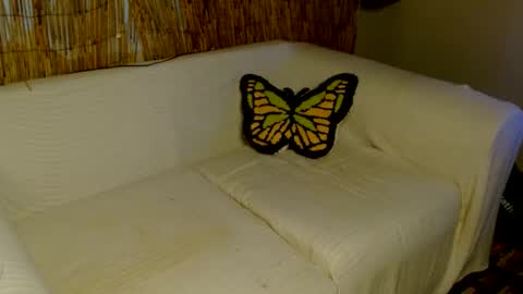 Mindy online show from 04-25-26, 07:33