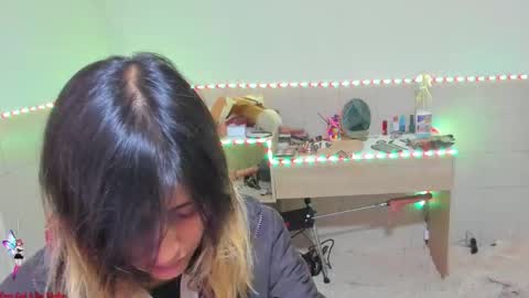 Amber online show from 09-18-25, 07:05