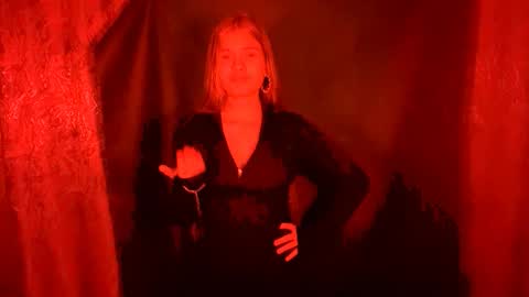 Amelia online show from 12-01-25, 09:42