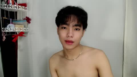 mingkla_man online show from 04-01-26, 11:11