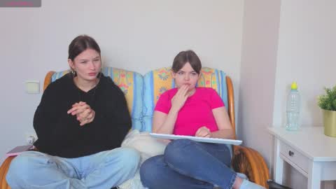 KarinaLeila online show from 09-12-25, 06:13