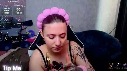 Snapshot of mini_lady2 chatting on 02-08-26, 08:51 Ruby online show from 02-08-26, 08:51