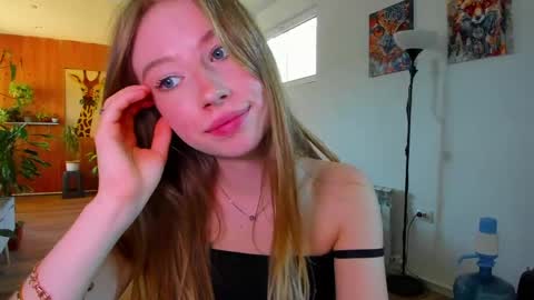 Amelia online show from 05-09-26, 11:48