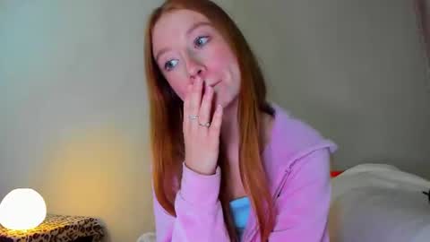 Amelia online show from 06-21-26, 10:12