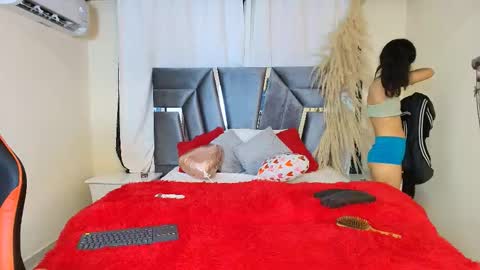 minilove_01 online show from 09-23-25, 12:19