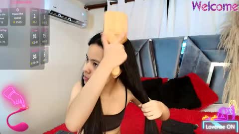 minilove_01 online show from 11-20-25, 12:16