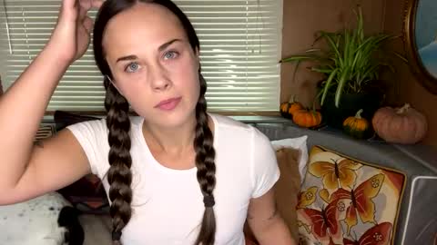 minimaggie online show from 09-23-25, 06:33