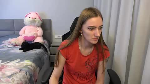 Kate online show from 11-04-25, 04:22