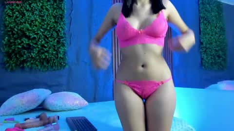 Snapshot of minji_chido chatting on 06-05-26, 06:35 minji_chido online show from 06-05-26, 06:35