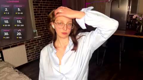 Asti online show from 03-17-26, 04:21