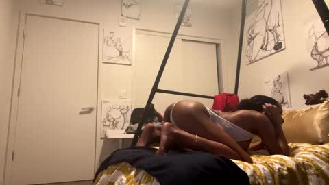 Snapshot of minniehunney chatting on 01-14-25, 01:28 minniehunney online show from 01-14-25, 01:28