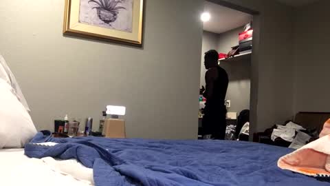 Snapshot of minniehunney chatting on 10-16-25, 10:49 minniehunney online show from 10-16-25, 10:49