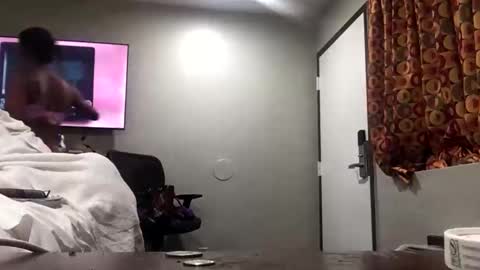 Snapshot of minniehunney chatting on 11-21-25, 11:20 minniehunney online show from 11-21-25, 11:20