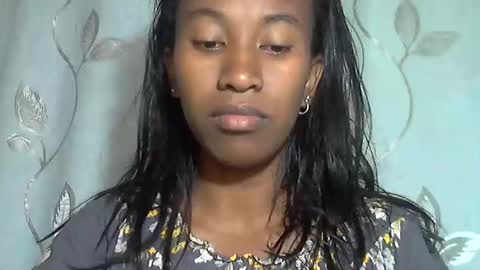 minouch211907 online show from 04-06-26, 04:46