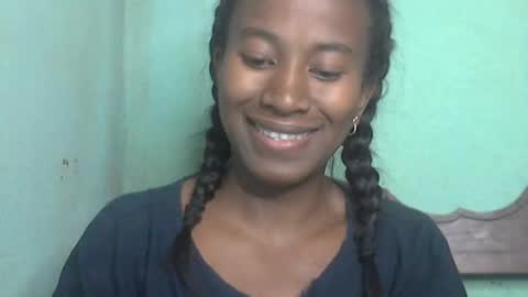 minouch211907 online show from 05-27-26, 02:19