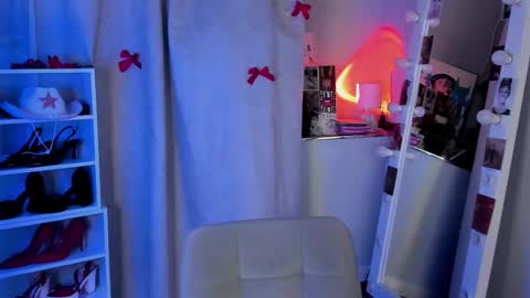 Snapshot of mipsymipson chatting on 01-19-26, 10:30 NEXT STREAM NOVEMBER 27282930 online show from 01-19-26, 10:30