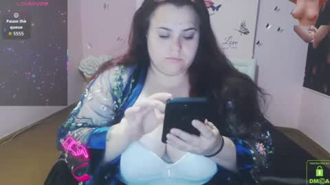 mira_cle_ online show from 07-06-26, 07:49
