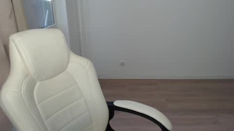 Snapshot of mira_g chatting on 02-11-25, 10:26 mira_g online show from 02-11-25, 10:26