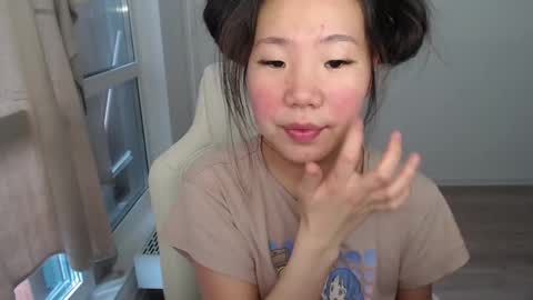 Snapshot of mira_g chatting on 02-24-25, 12:59 mira_g online show from 02-24-25, 12:59