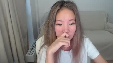 Snapshot of mira_g chatting on 09-08-25, 04:50 mira_g online show from 09-08-25, 04:50