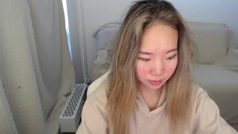 Snapshot of mira_g chatting on 10-01-25, 06:41 mira_g online show from 10-01-25, 06:41