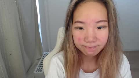 Snapshot of mira_g chatting on 10-06-25, 09:29 mira_g online show from 10-06-25, 09:29