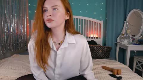 Snapshot of mira_glace chatting on 01-10-26, 10:50 Mira3 online show from 01-10-26, 10:50