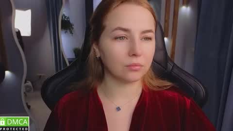 Snapshot of mira_mermayd chatting on 11-27-25, 08:27 Mira online show from 11-27-25, 08:27