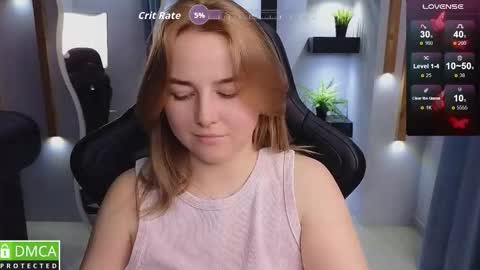 Snapshot of mira_mermayd chatting on 11-29-25, 02:25 Mira online show from 11-29-25, 02:25