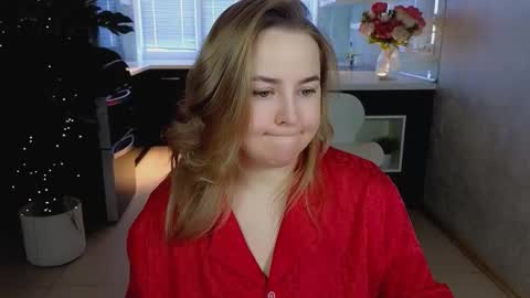 Snapshot of mira_mermayd chatting on 02-21-26, 08:37 Mira online show from 02-21-26, 08:37