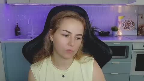 Mira online show from 07-12-26, 01:40