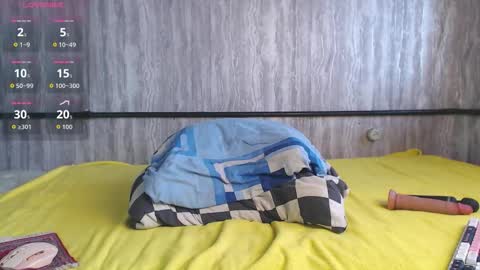 mira_one_ online show from 09-26-25, 09:24