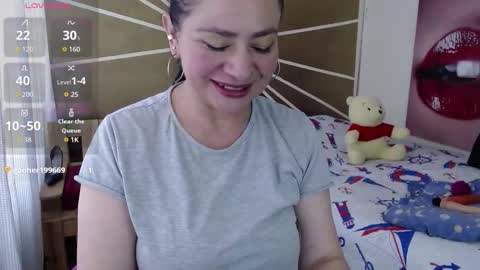 Vicky online show from 10-11-25, 02:59