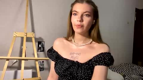 Snapshot of mirabunnys chatting on 09-15-25, 11:05 Mira online show from 09-15-25, 11:05