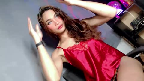 Zoey online show from 11-26-25, 03:18