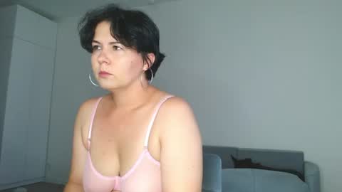 Meera online show from 07-18-26, 09:13