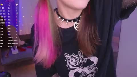 Snapshot of mirafalls chatting on 03-28-26, 06:02 Mira online show from 03-28-26, 06:02