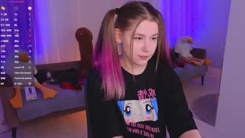 Snapshot of mirafalls chatting on 03-30-26, 06:03 Mira online show from 03-30-26, 06:03