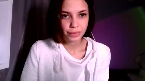 Snapshot of miralapics chatting on 04-22-26, 09:27 MiraLaPics online show from 04-22-26, 09:27