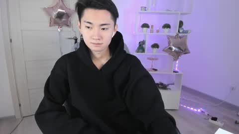              online show from 12-03-24, 05:20