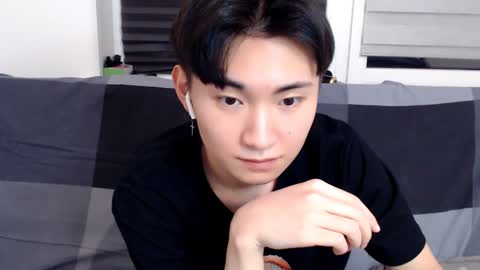              online show from 01-11-25, 08:43