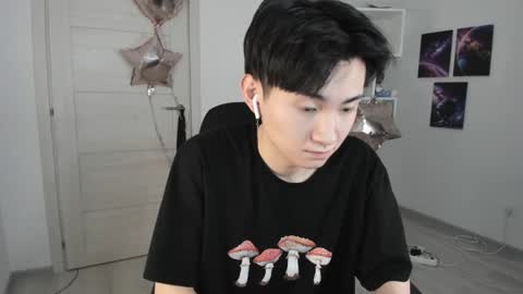              online show from 01-22-25, 04:44