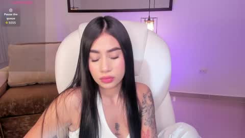 Snapshot of miranda_crawfor chatting on 04-28-26, 11:26 miranda_crawfor online show from 04-28-26, 11:26