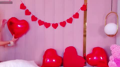 Mira online show from 02-11-26, 06:40