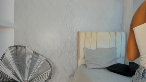 Miranda online show from 02-23-25, 12:16