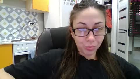 MIRANDA online show from 11-24-25, 01:11