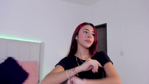 Miranda Rogers online show from 12-19-25, 06:59